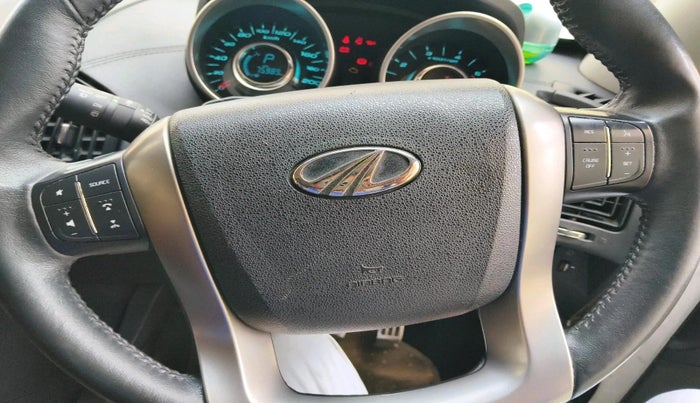 2018 Mahindra XUV500 W11 AT, Diesel, Automatic, 75,989 km, interior