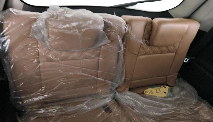 2018 Mahindra XUV500 W11 AT, Diesel, Automatic, 75,989 km, interior