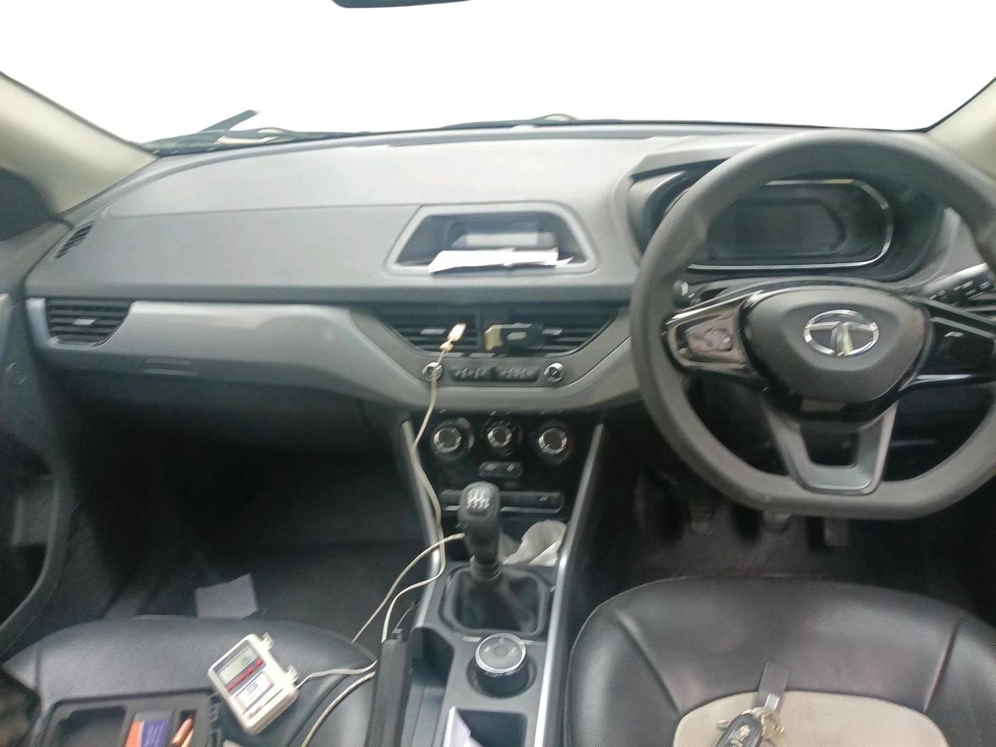 2020 Tata NEXON XM PETROL, Petrol, Manual, 93,091 km, interior