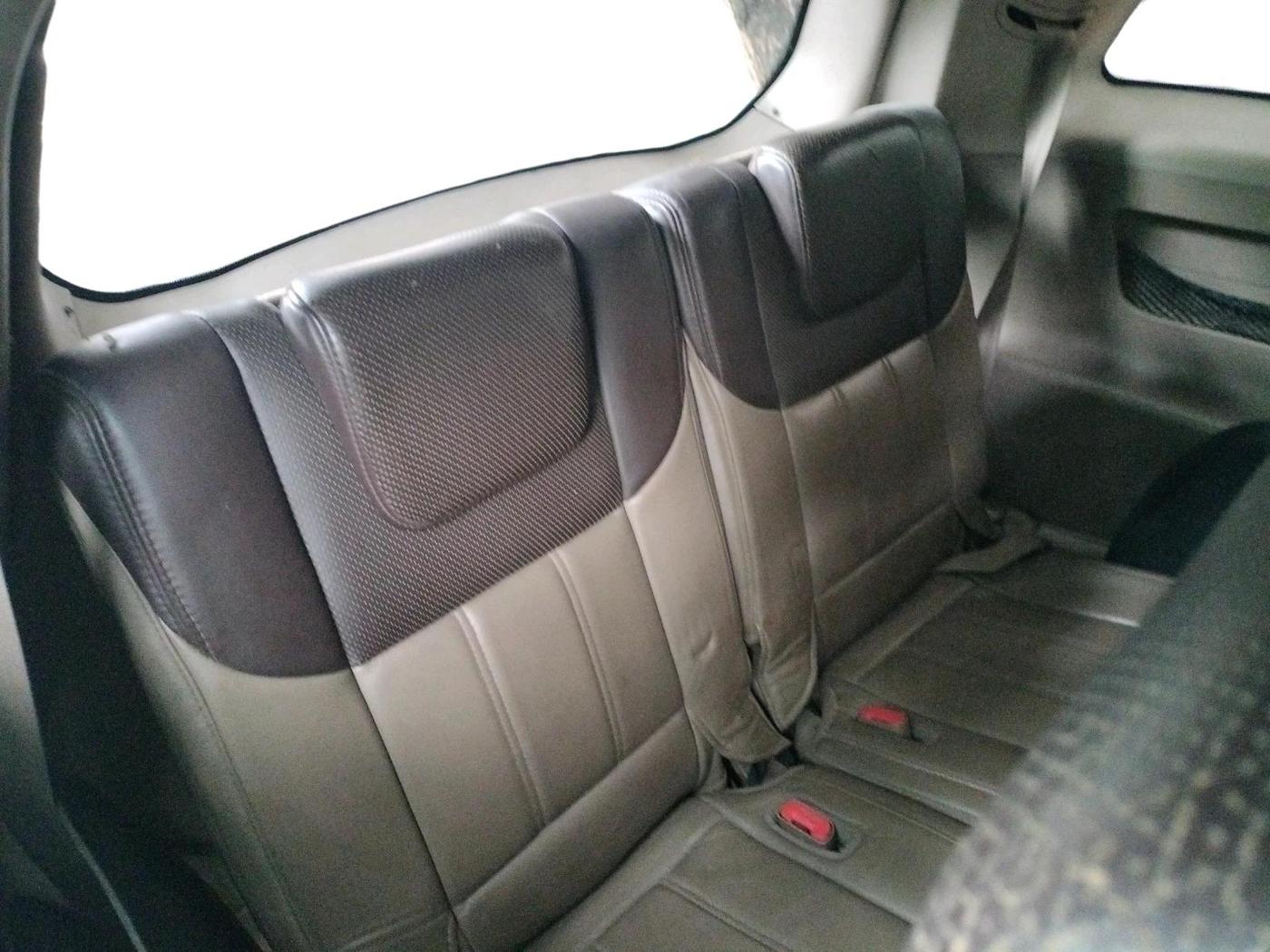 2012 Mahindra XUV500 W6, Diesel, Manual, 1,08,716 km, interior