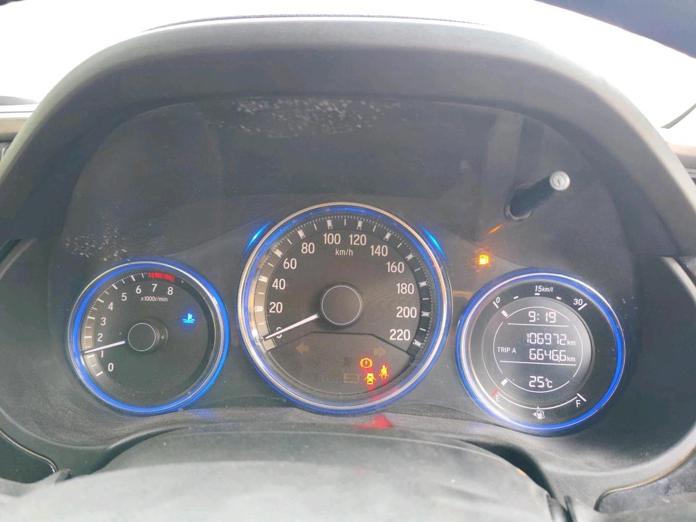 2014 Honda City 1.5L I-VTEC V MT, Petrol, Manual, 1,06,972 km, interior