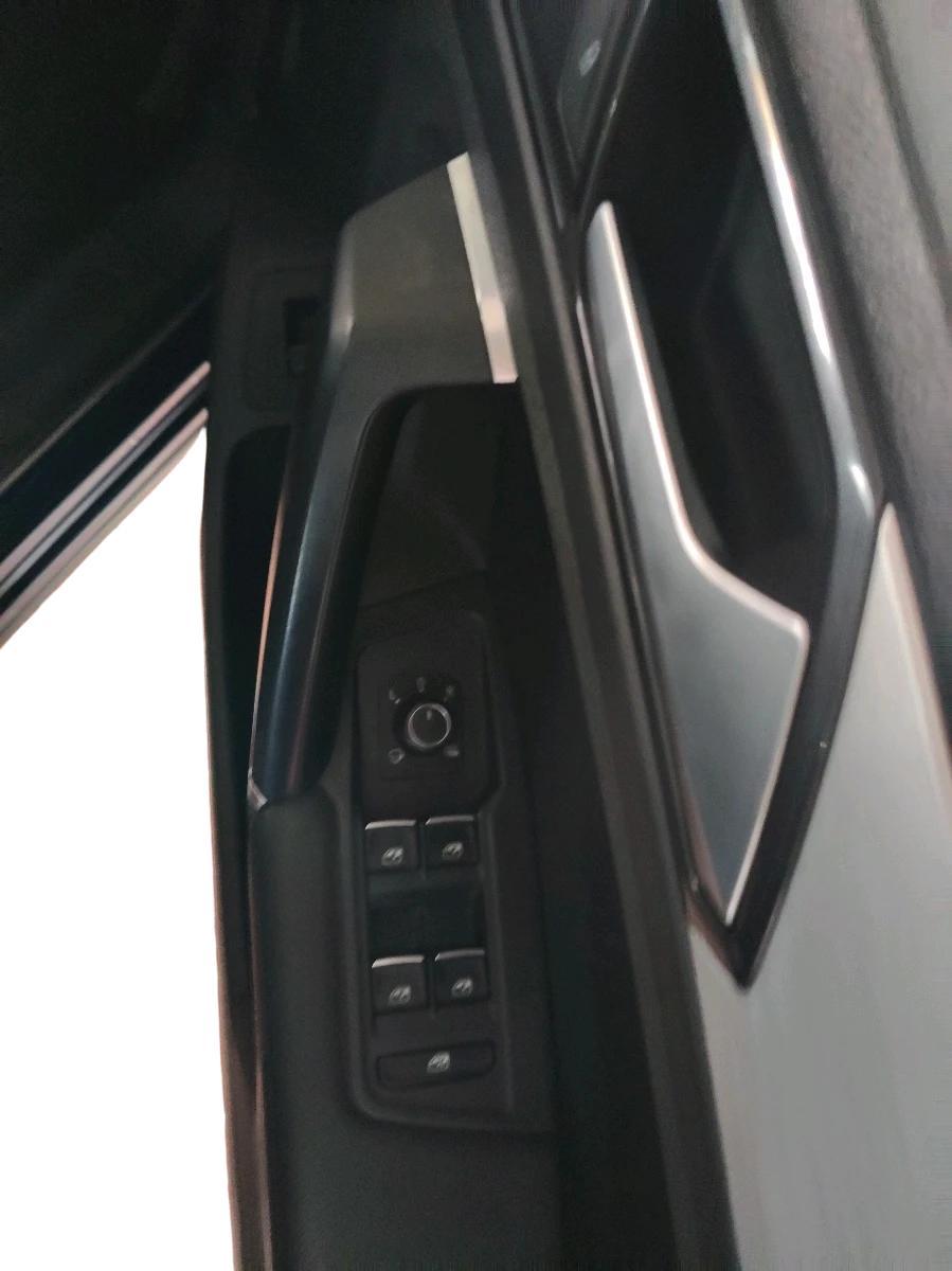 2017 Volkswagen TIGUAN COMFORTLINE TDI AT, Diesel, Automatic, 95,966 km, interior