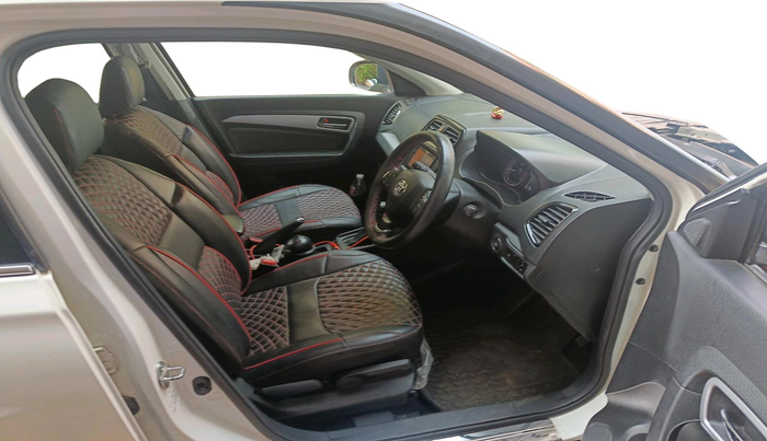 2022 Toyota URBAN CRUISER PREMIUM GRADE AT, Petrol, Automatic, 43,539 km, interior