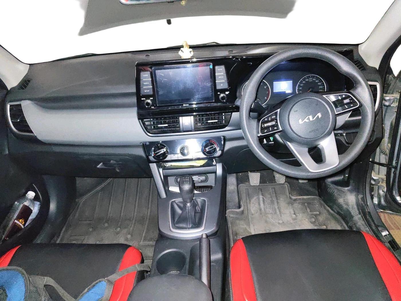 2021 KIA SELTOS HTK 1.5 PETROL, Petrol, Manual, 19,840 km, interior