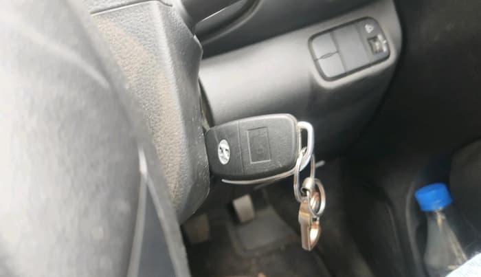 2022 Hyundai VENUE S+ 1.2, Petrol, Manual, 47,659 km, interior