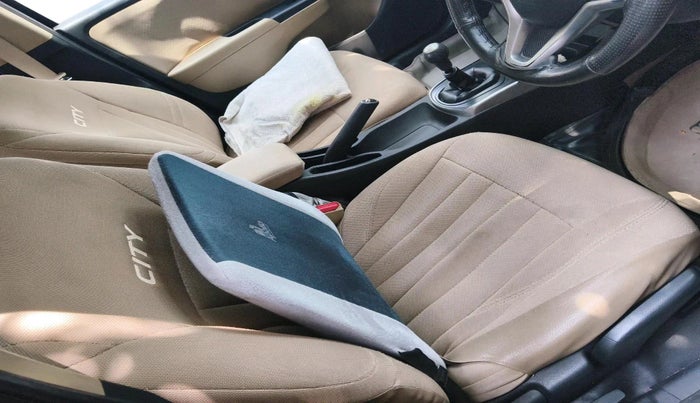 2017 Honda City 1.5L I-VTEC V MT, Petrol, Manual, 53,761 km, interior