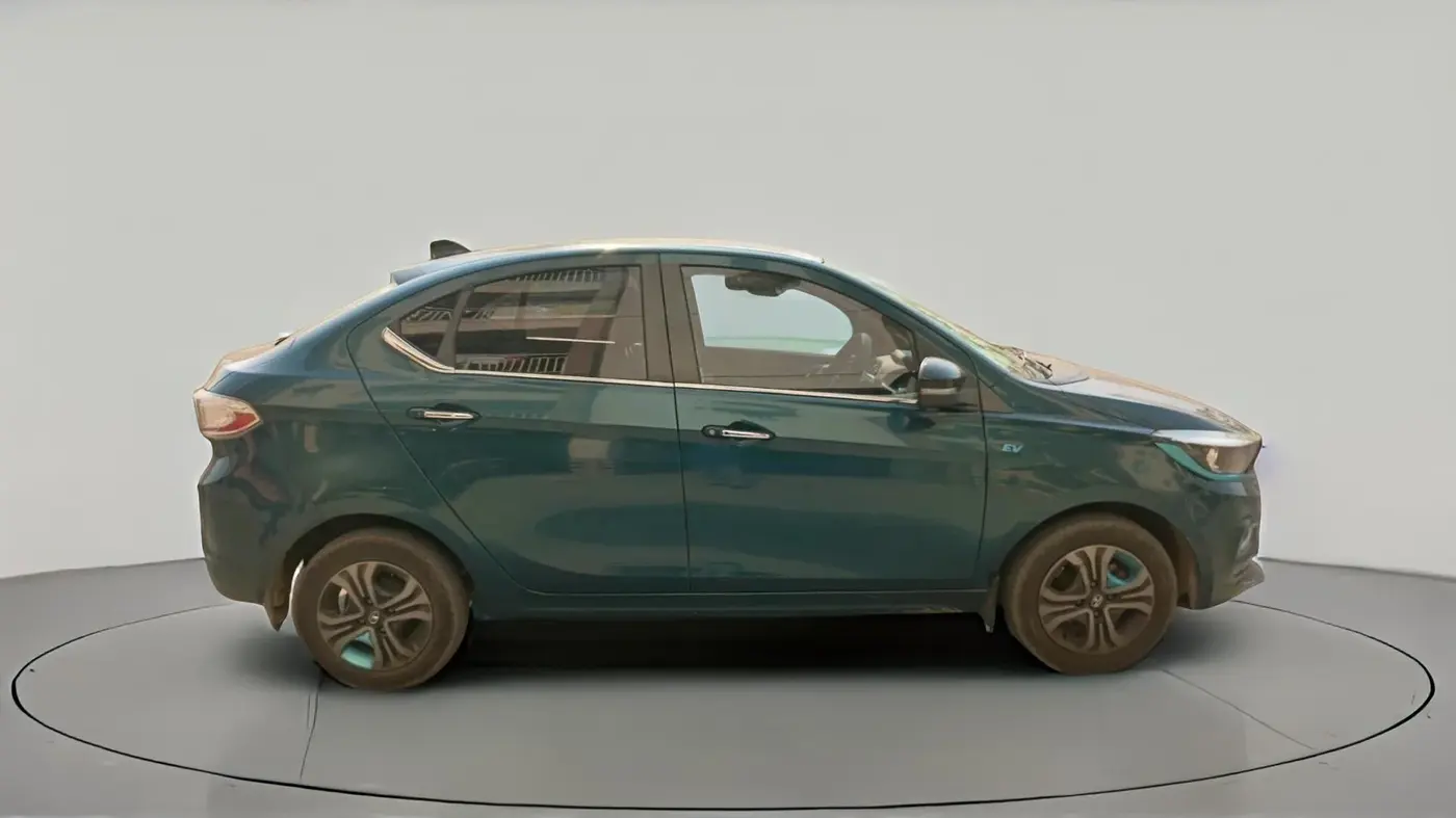 2022 Tata TIGOR EV XZ PLUS, Electric, Automatic, 64,718 km, exterior