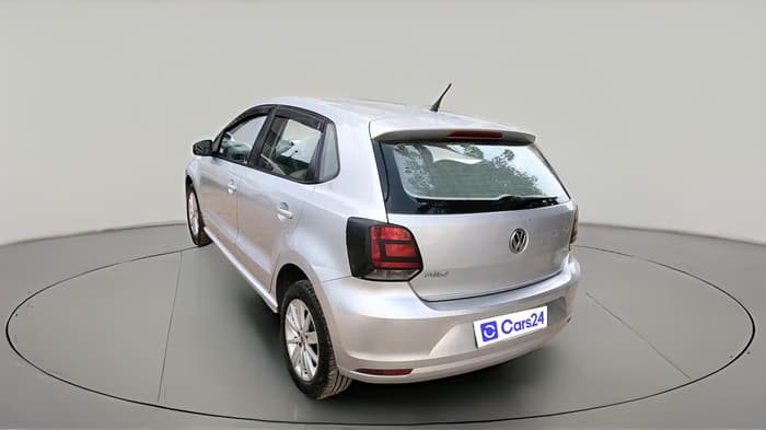 2015 Volkswagen Polo HIGHLINE1.5L, Diesel, Manual, 1,33,090 km, exterior