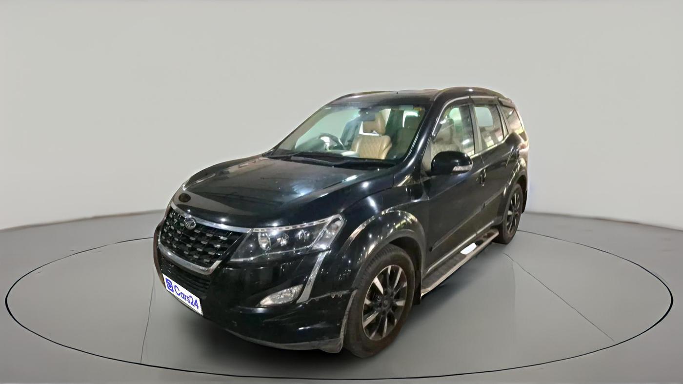 2021 Mahindra XUV500 W11 AT, Diesel, Automatic, 80,260 km, exterior