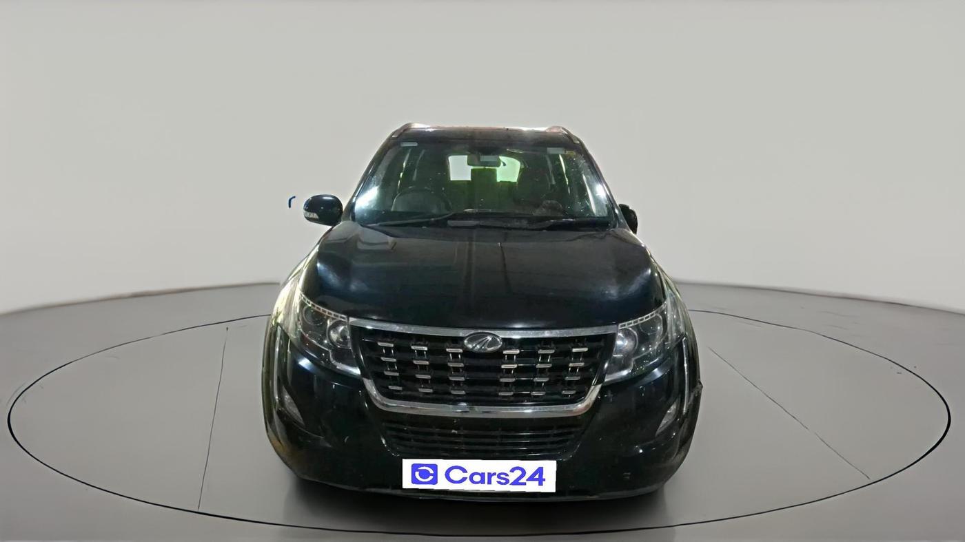 2021 Mahindra XUV500 W11 AT, Diesel, Automatic, 80,260 km, exterior