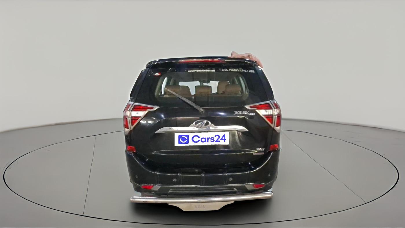 2021 Mahindra XUV500 W11 AT, Diesel, Automatic, 80,260 km, exterior