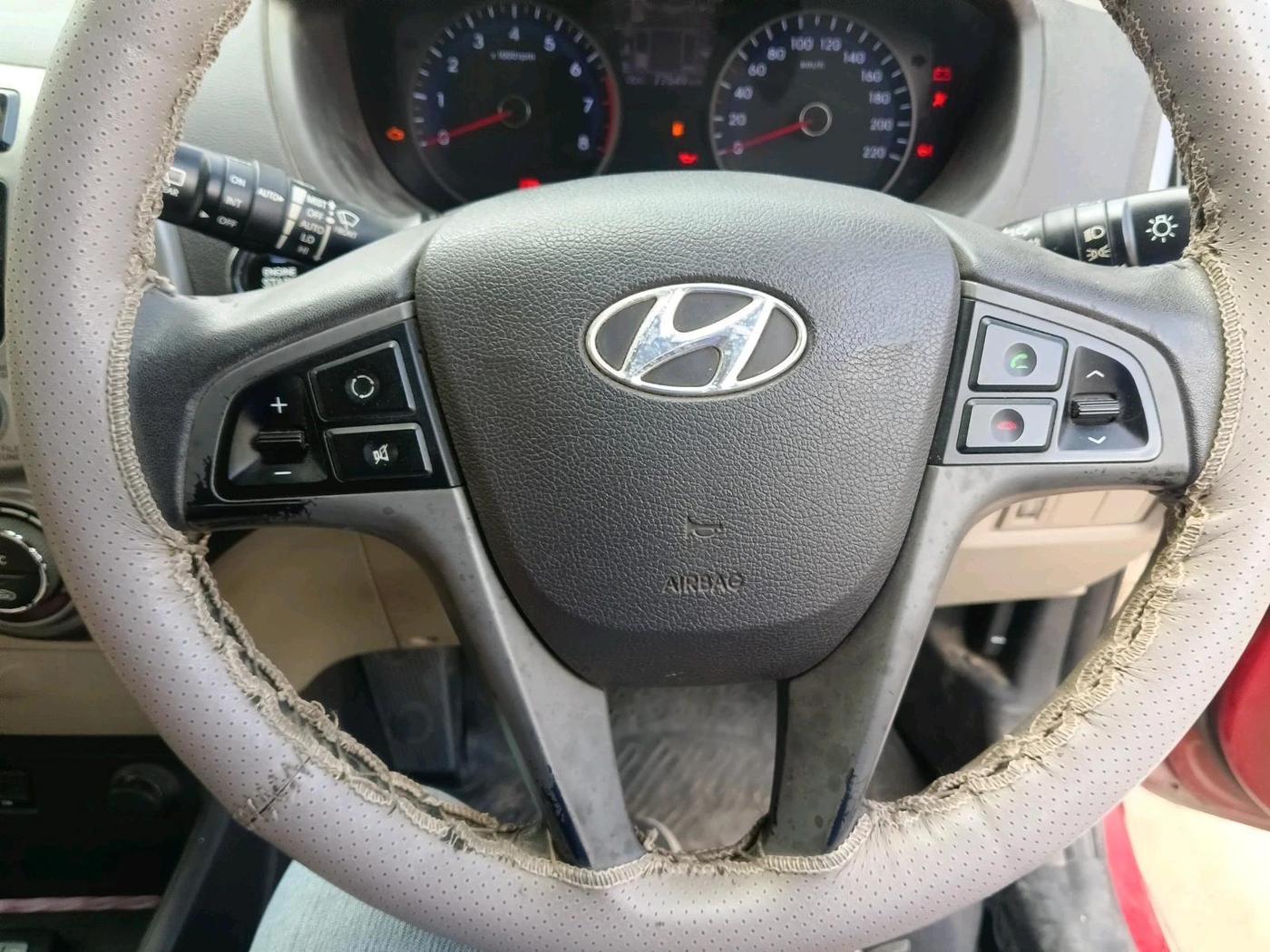 2013 Hyundai i20 ASTA 1.2, Petrol, Manual, 77,549 km, interior