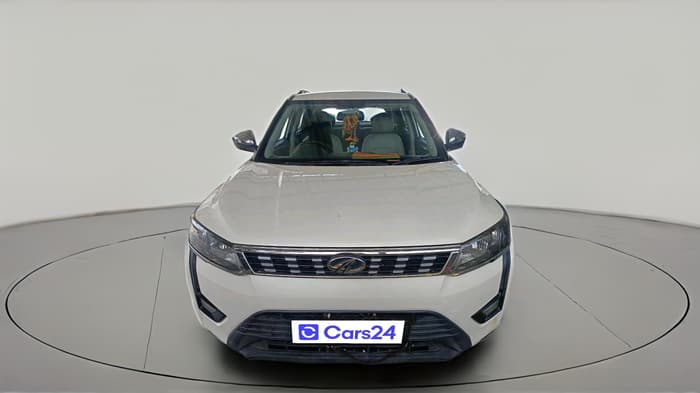 2020 Mahindra XUV300 W6 1.5 Diesel, Diesel, Manual, 94,553 km, exterior