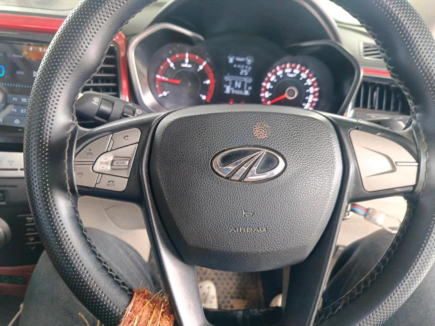 2020 Mahindra XUV300 W6 1.5 Diesel, Diesel, Manual, 94,553 km, interior