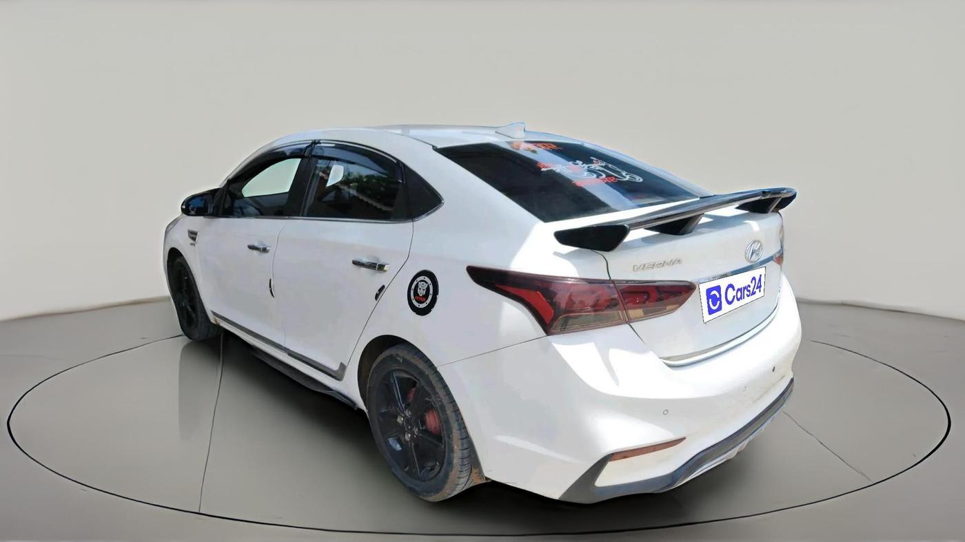 2019 Hyundai Verna 1.6 VTVT SX + AT, Petrol, Automatic, 77,658 km, exterior
