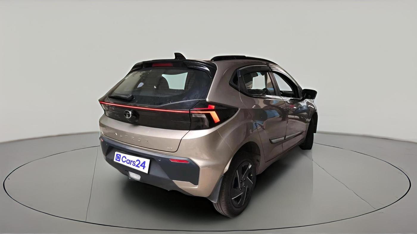 2025 Tata ALTROZ Accomplished Plus S Petrol 6DCT, Petrol, Automatic, 11,831 km, exterior