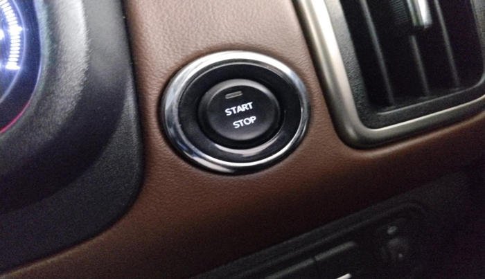 2022 Mahindra SCORPIO-N Z8 L PETROL AT 7 STR, Petrol, Automatic, 46,914 km, interior