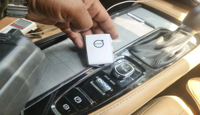 2017 Volvo V90 CROSS COUNTRY D5 INSCRIPTION , Diesel, Automatic, 1,59,377 km, interior