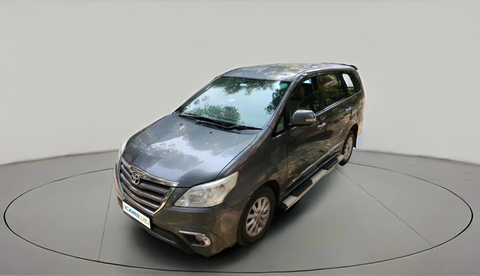 2014 Toyota Innova 2.5 VX 7 STR, Diesel, Manual, 1,94,169 km, exterior