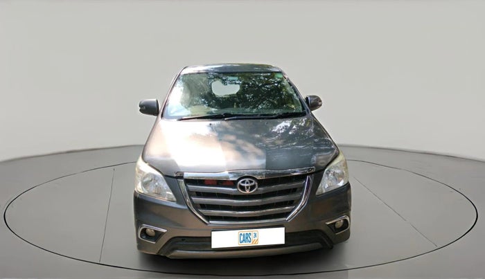 2014 Toyota Innova 2.5 VX 7 STR, Diesel, Manual, 1,94,169 km, exterior