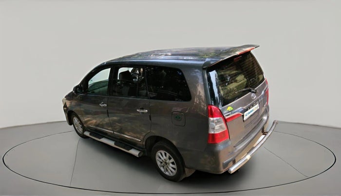 2014 Toyota Innova 2.5 VX 7 STR, Diesel, Manual, 1,94,169 km, exterior