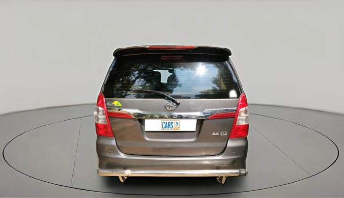 2014 Toyota Innova 2.5 VX 7 STR, Diesel, Manual, 1,94,169 km, exterior