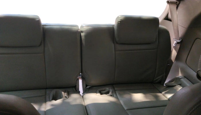 2014 Toyota Innova 2.5 VX 7 STR, Diesel, Manual, 1,94,169 km, interior