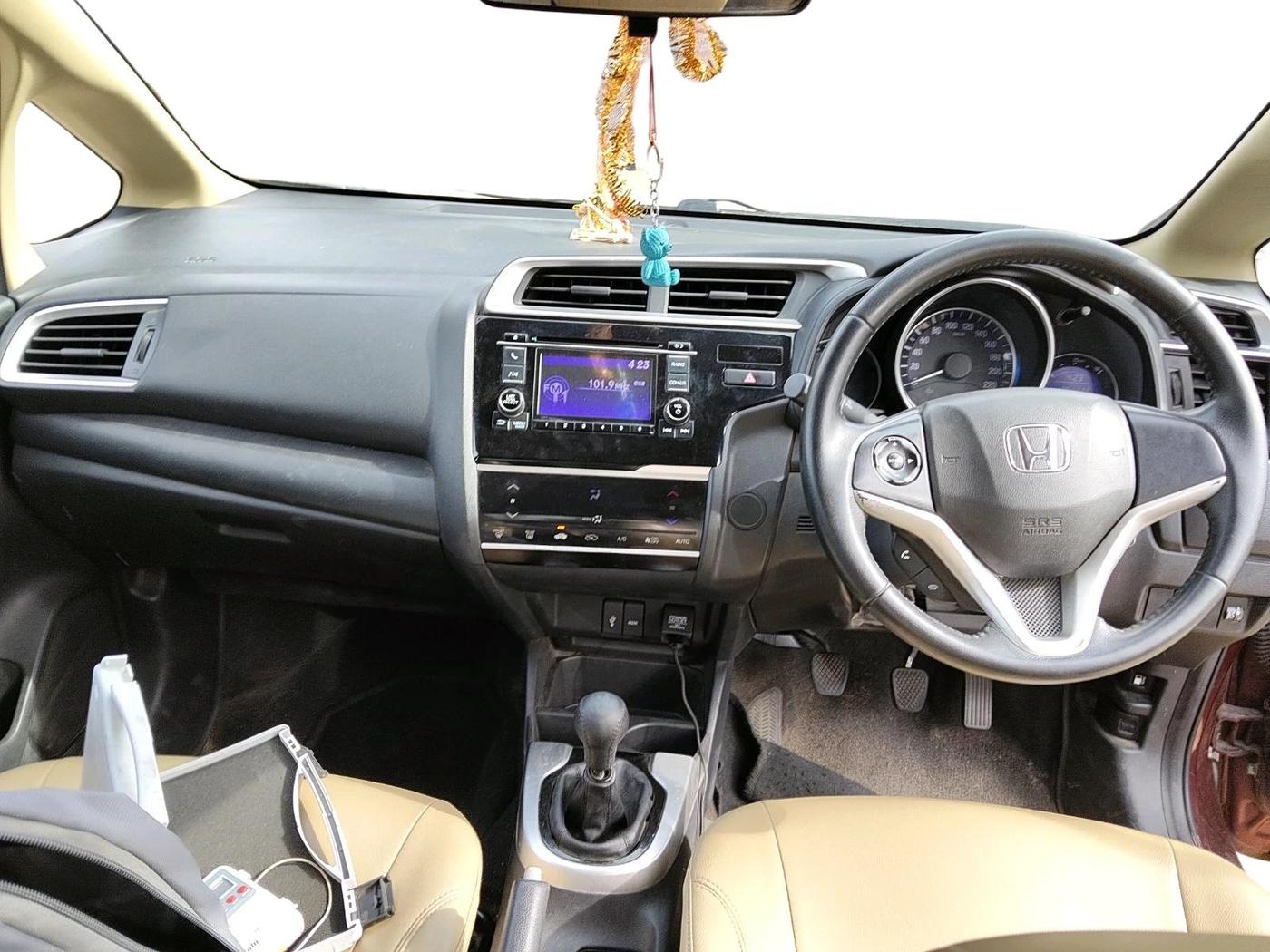 2018 Honda Jazz 1.2L I-VTEC V, Petrol, Manual, 64,114 km, interior