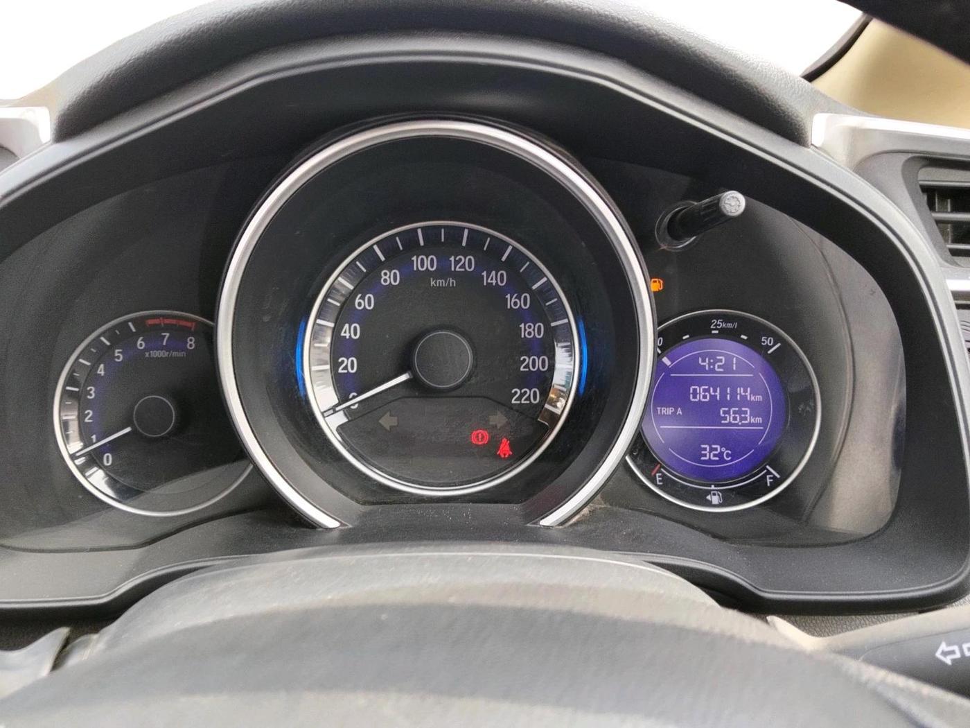2018 Honda Jazz 1.2L I-VTEC V, Petrol, Manual, 64,114 km, interior