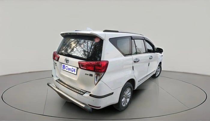 2021 Toyota Innova Crysta 2.4 VX 8 STR, Diesel, Manual, 1,60,898 km, exterior