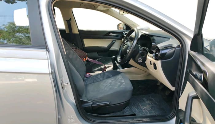 2023 Skoda SLAVIA AMBITION 1.0L TSI MT, Petrol, Manual, 32,372 km, interior