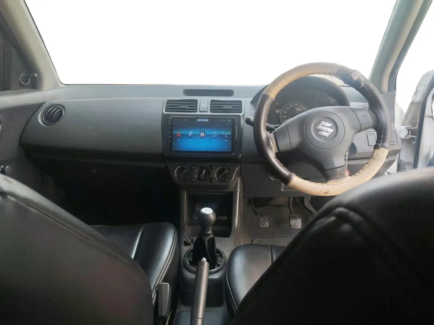 2013 Maruti Swift Dzire LDI, Diesel, Manual, 5,04,155 km, interior