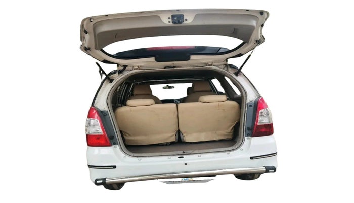 2012 Toyota Innova 2.5 G2 7STR, Diesel, Manual, 1,85,894 km, exterior