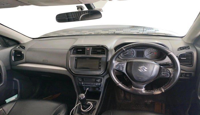 2016 Maruti Vitara Brezza ZDI PLUS, Diesel, Manual, 1,20,381 km, interior