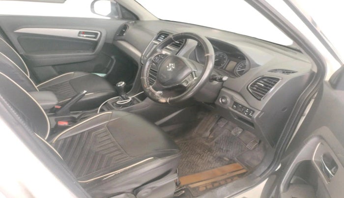 2016 Maruti Vitara Brezza ZDI PLUS, Diesel, Manual, 1,20,381 km, interior