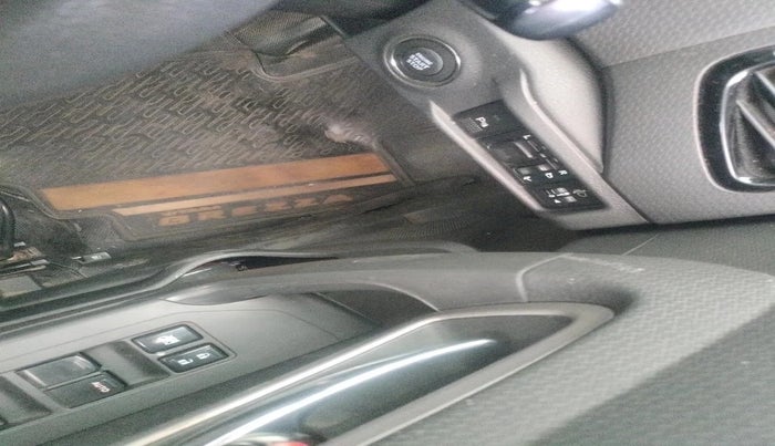 2016 Maruti Vitara Brezza ZDI PLUS, Diesel, Manual, 1,20,381 km, interior