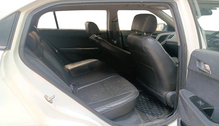 2017 Hyundai Creta SX (O) 1.6 DIESEL, Diesel, Manual, 1,26,836 km, interior