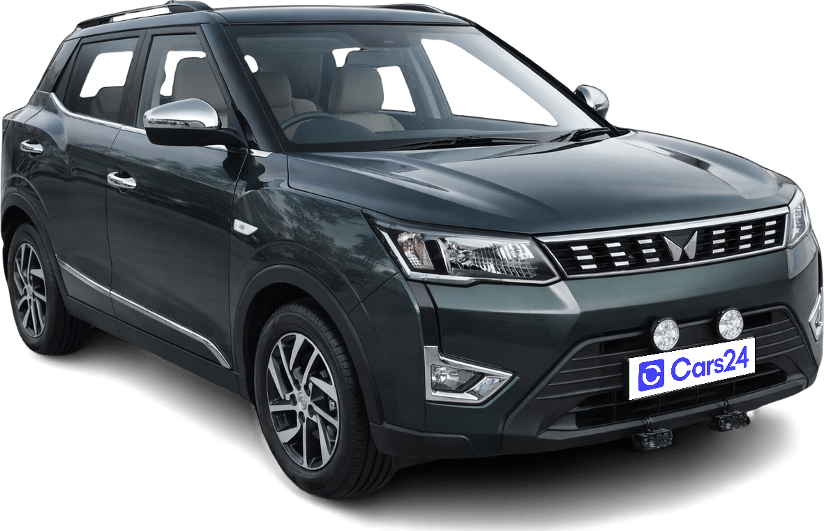 2023 Mahindra XUV300 - SUV - Petrol - Automatic - ₹8.50 lakh