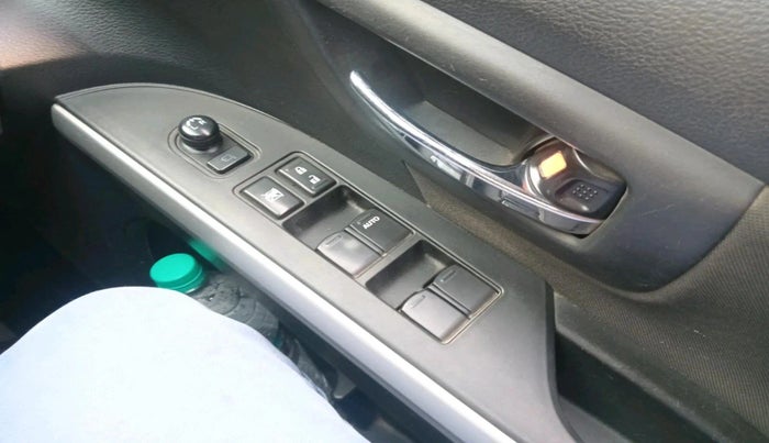 2017 Maruti S Cross ZETA 1.3, Diesel, Manual, 74,879 km, interior