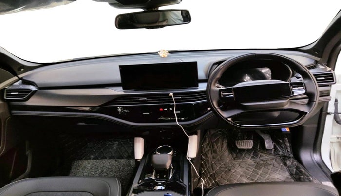 2024 Tata Harrier FEARLESS PLUS DARK EDITION AT, Diesel, Automatic, 8,583 km, interior