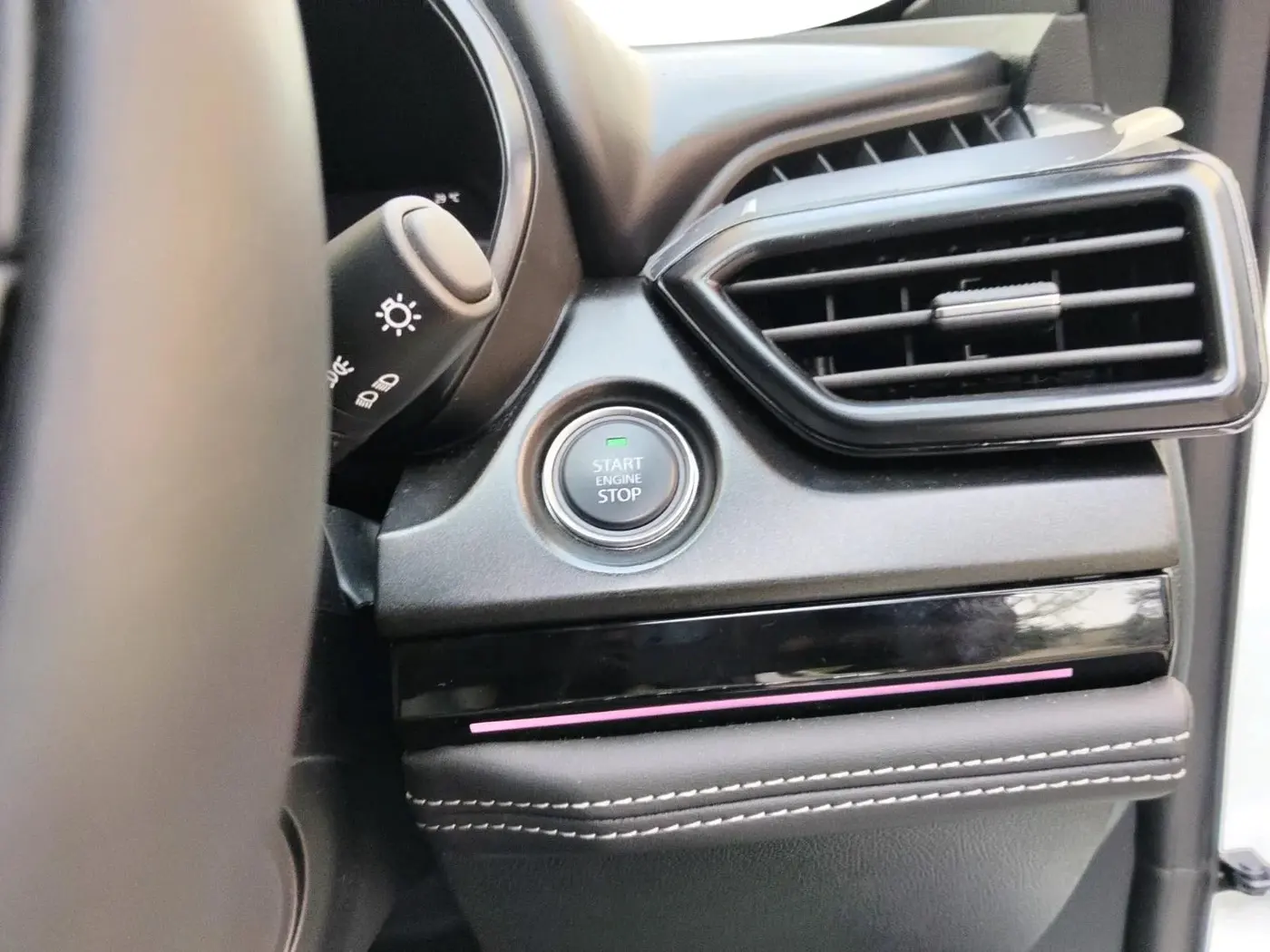 2024 Tata Harrier FEARLESS PLUS DUAL TONE AT, Diesel, Automatic, 8,583 km, interior