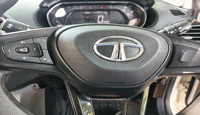 2022 Tata Tiago XT CNG, CNG, Manual, 6,208 km, interior