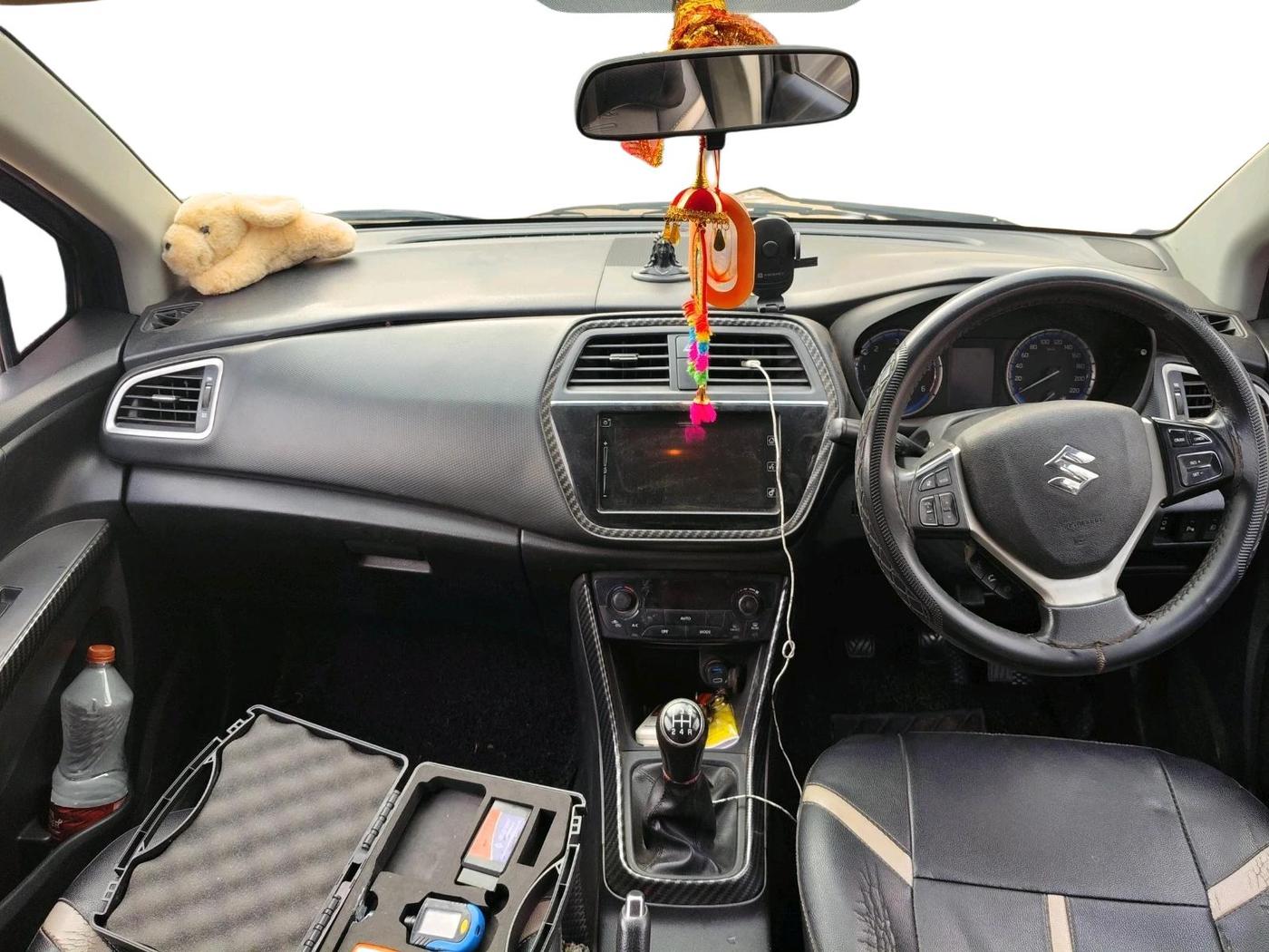 2016 Maruti S Cross ZETA 1.3, Diesel, Manual, 1,91,083 km, interior