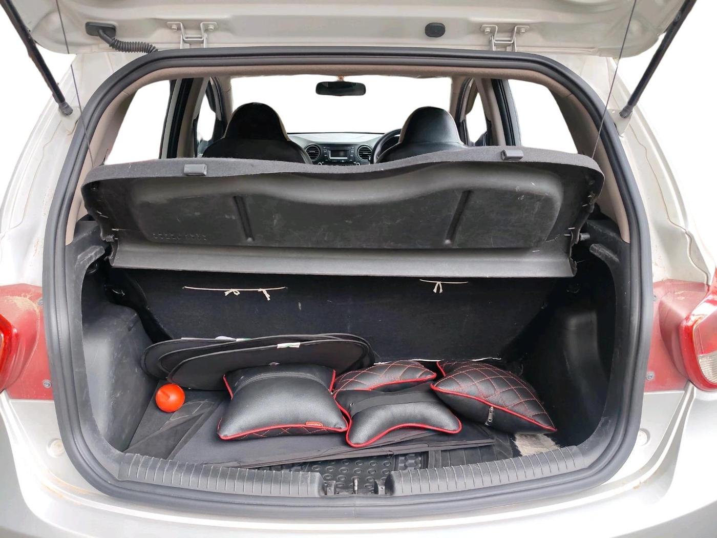 2016 Hyundai Grand i10 SPORTZ 1.1 CRDI, Diesel, Manual, 1,06,232 km, exterior