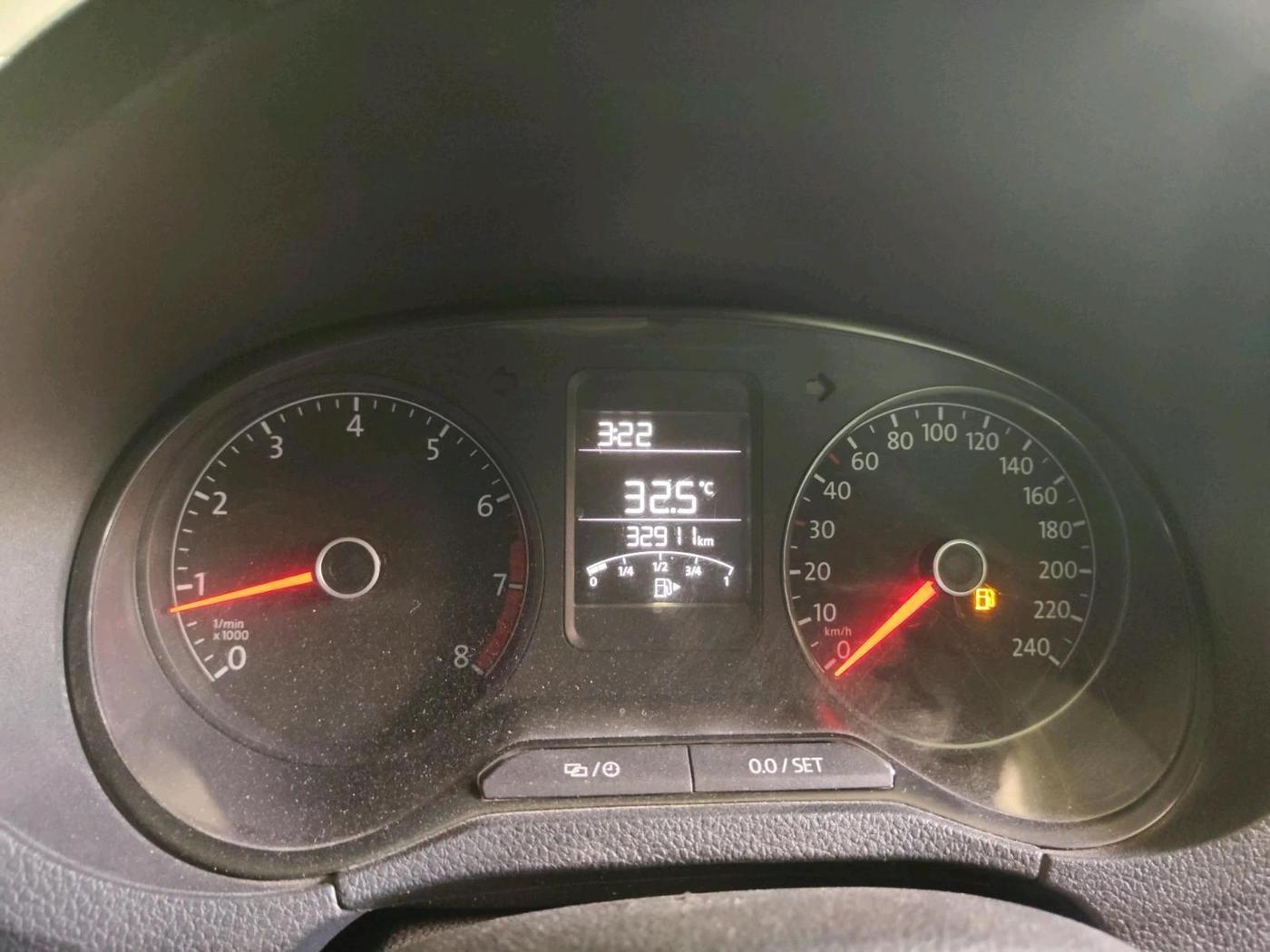 2021 Volkswagen Polo TRENDLINE 1.0L, Petrol, Manual, 32,911 km, interior