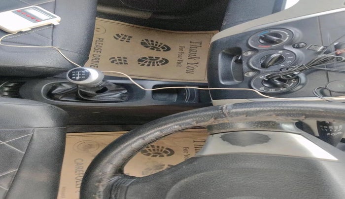 2015 Maruti Wagon R 1.0 VXI, Petrol, Manual, 67,600 km, interior