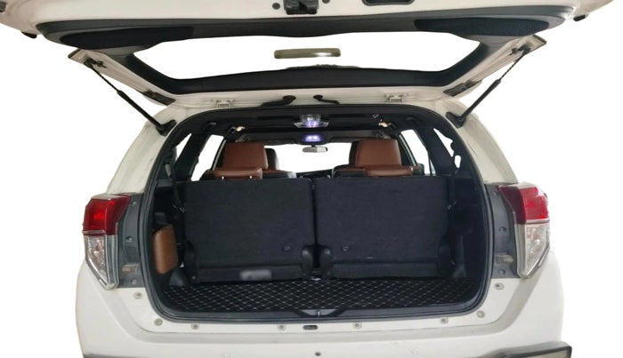 2017 Toyota Innova Crysta 2.8 ZX AT 7 STR, Diesel, Automatic, 1,57,768 km, exterior