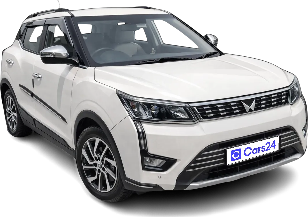 2023 Mahindra XUV300 - SUV - Diesel - Manual - ₹10.50 lakh
