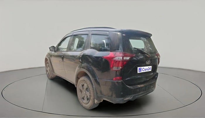 2018 Mahindra XUV500 W7, Diesel, Manual, 1,65,994 km, exterior