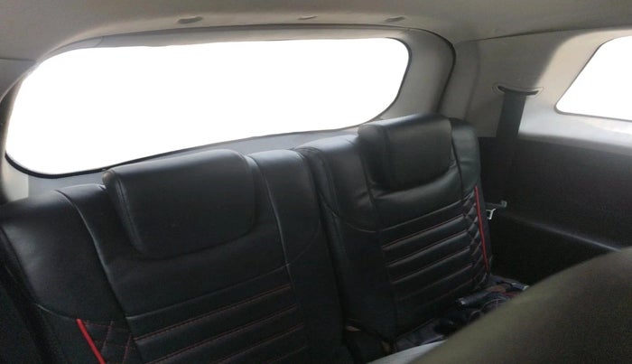 2018 Mahindra XUV500 W7, Diesel, Manual, 1,65,994 km, interior